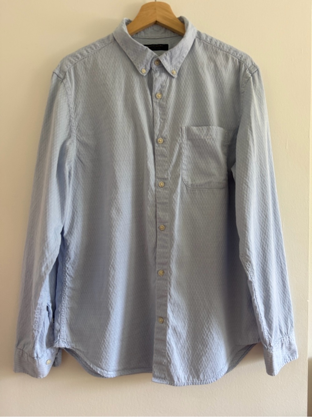 Banana Republic 100% Cotton Light Blue Button Down Shirt